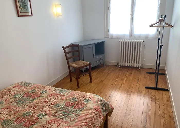 Very T3 Near Downtown Marcadieu *